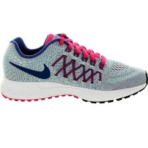 Nike Zoom Pegasus 32 Athletic Shoes